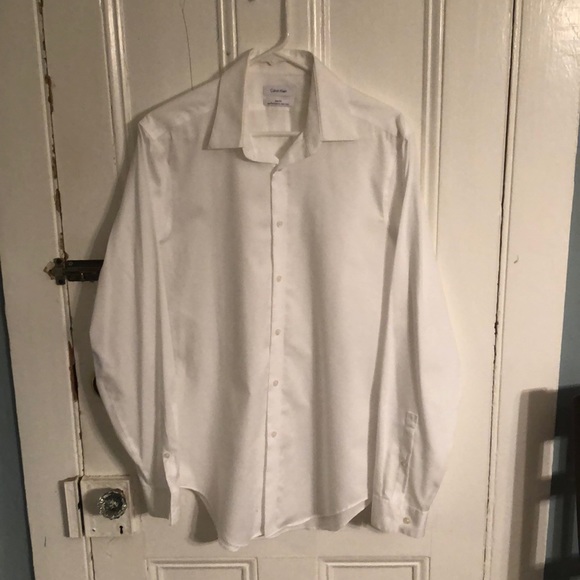 Calvin Klein - Picture 1 of 3